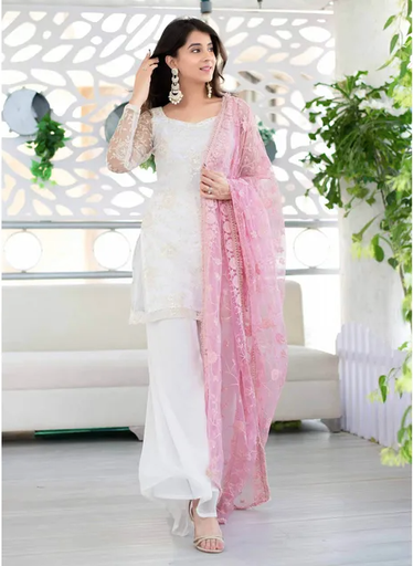 白色 Kurta 连粗针花样 Dupatta（3 件组合套装）